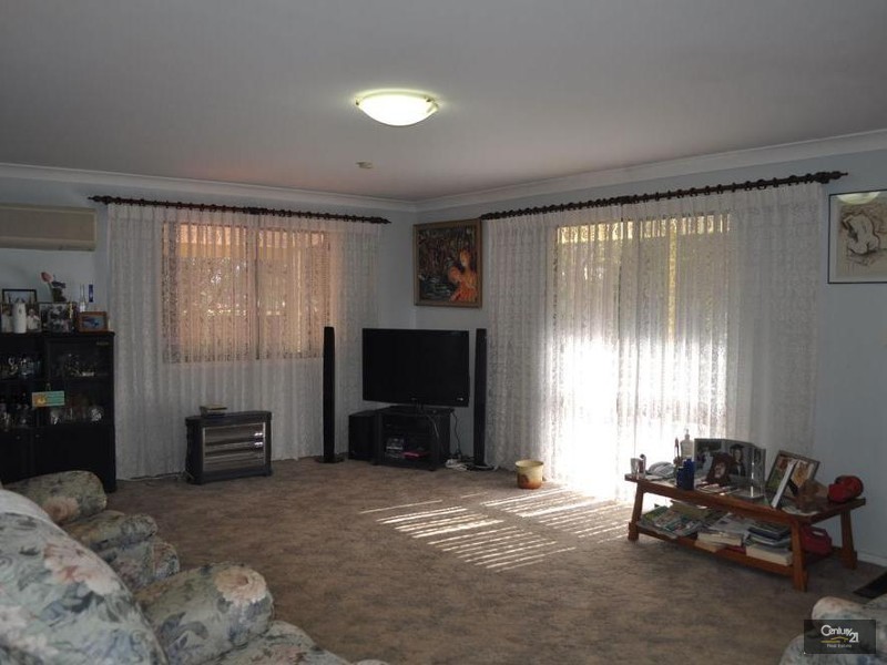 17 Howe Street, Broke NSW 2330