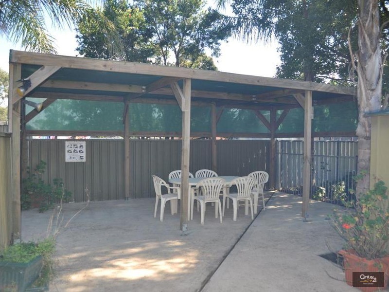 17 Howe Street, Broke NSW 2330