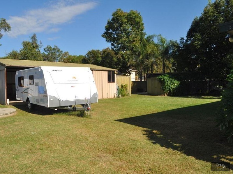 17 Howe Street, Broke NSW 2330