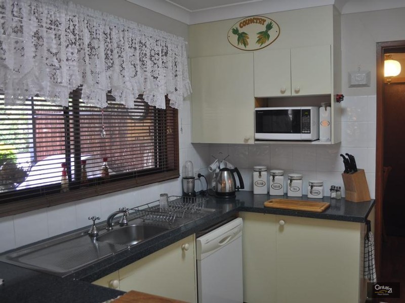 5 Lachlan Avenue, Singleton NSW 2330