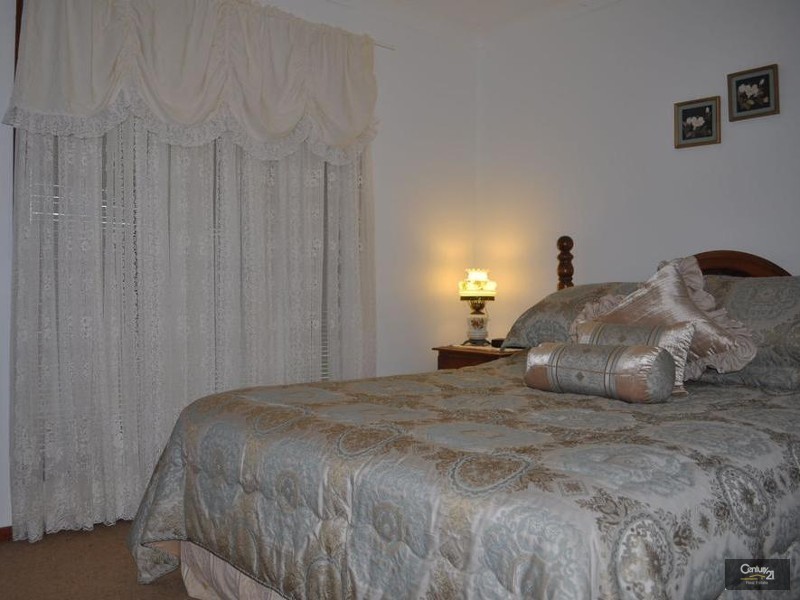 5 Lachlan Avenue, Singleton NSW 2330