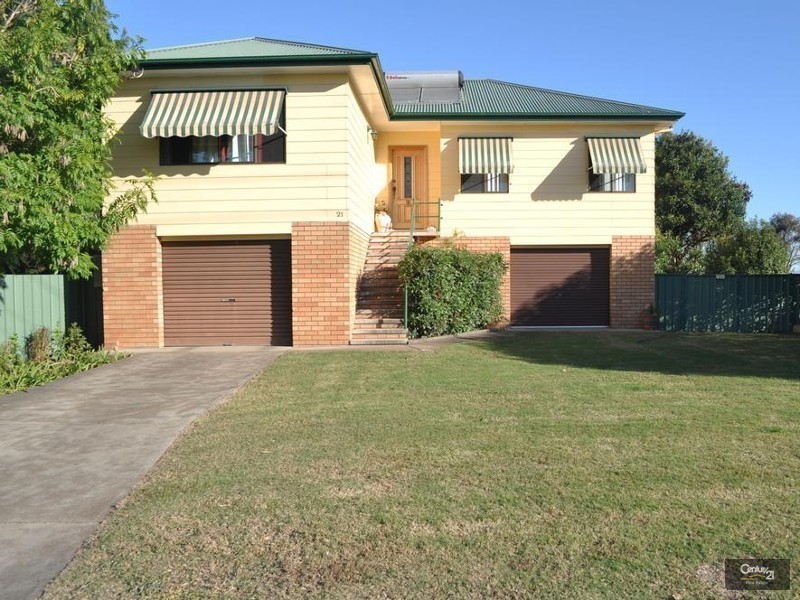 21 Carrington Street, Singleton NSW 2330