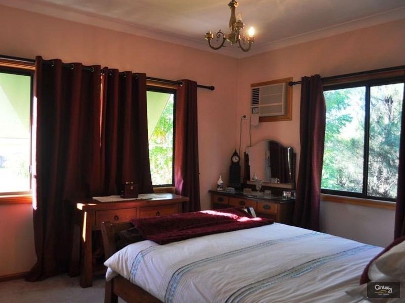 21 Carrington Street, Singleton NSW 2330