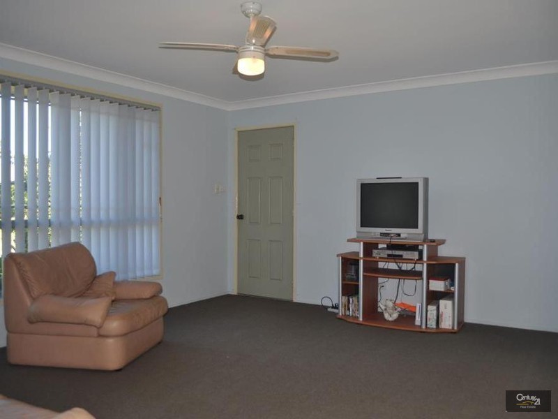 25 Robinson Way, Singleton NSW 2330