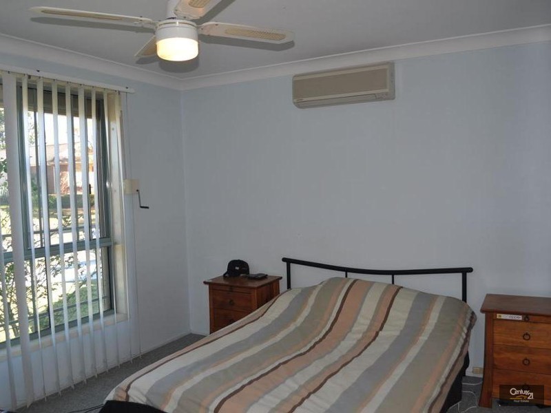 25 Robinson Way, Singleton NSW 2330