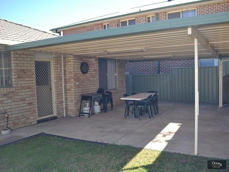 25 Robinson Way, Singleton NSW 2330