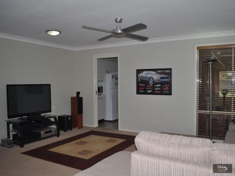 27 Lachlan Avenue, Singleton NSW 2330