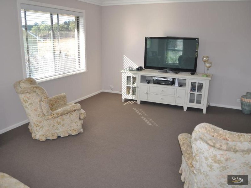 4B Eveleigh Close, Singleton NSW 2330