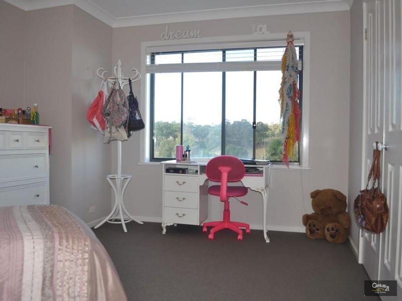 4B Eveleigh Close, Singleton NSW 2330