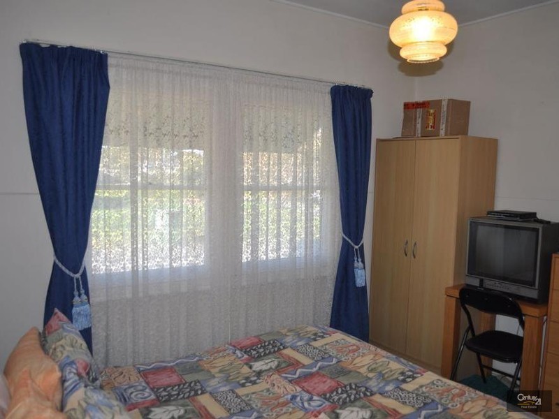 2  Leaver Street, Greta NSW 2334