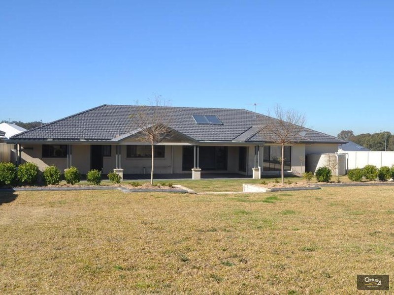 141 Casey Drive, Singleton NSW 2330