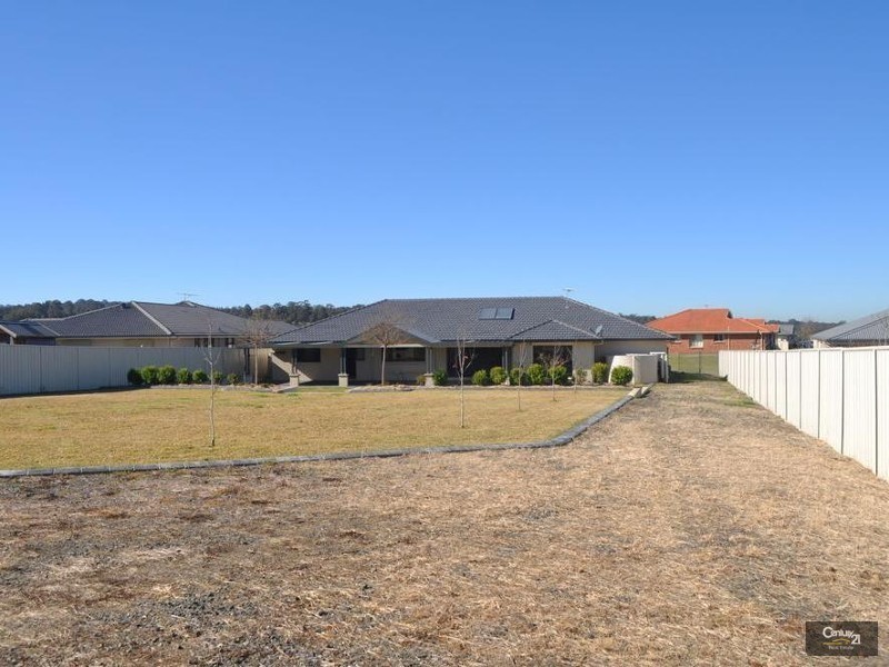 141 Casey Drive, Singleton NSW 2330