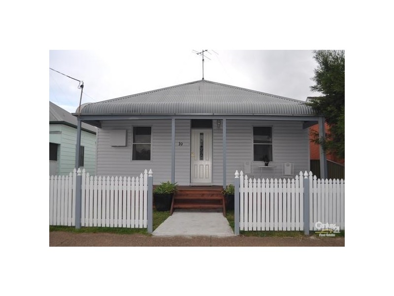 19 Macquarie Street, Singleton NSW 2330