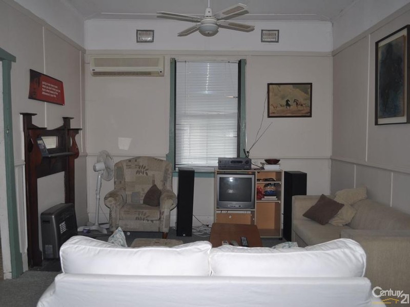 36 Elizabeth Street, Singleton NSW 2330