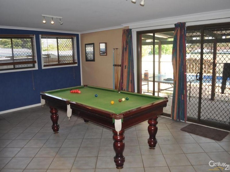 39 Lawson Avenue, Singleton NSW 2330