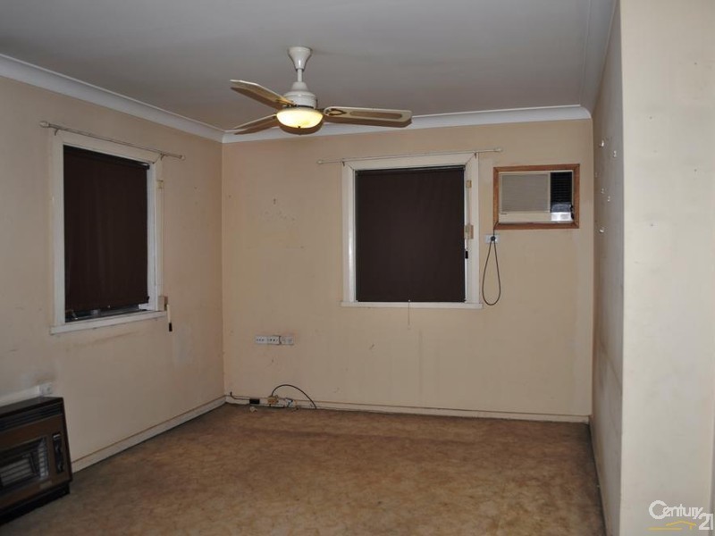 15 Castlereagh Street, Singleton NSW 2330