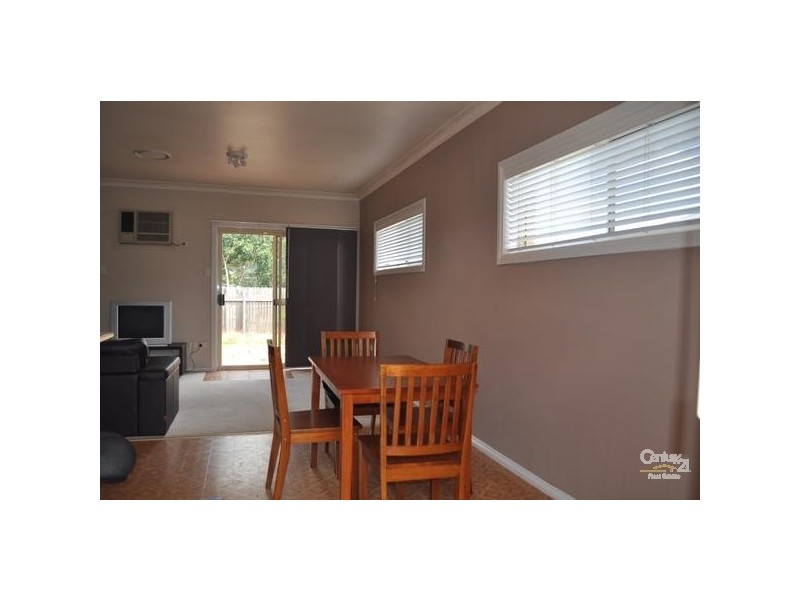 32B Casey Drive, Singleton NSW 2330