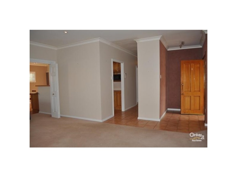32B Casey Drive, Singleton NSW 2330