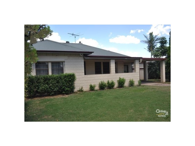 89 George Street, Singleton NSW 2330