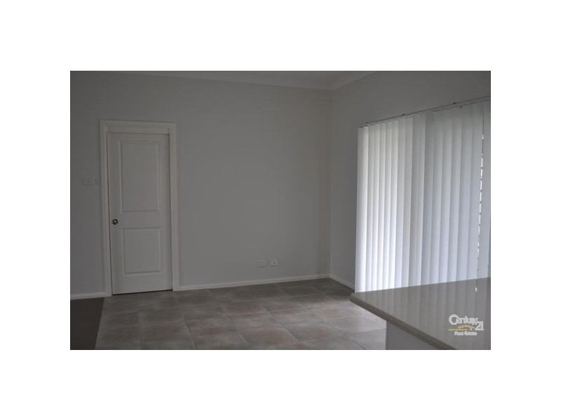 2/165 McMahon Way, Singleton NSW 2330