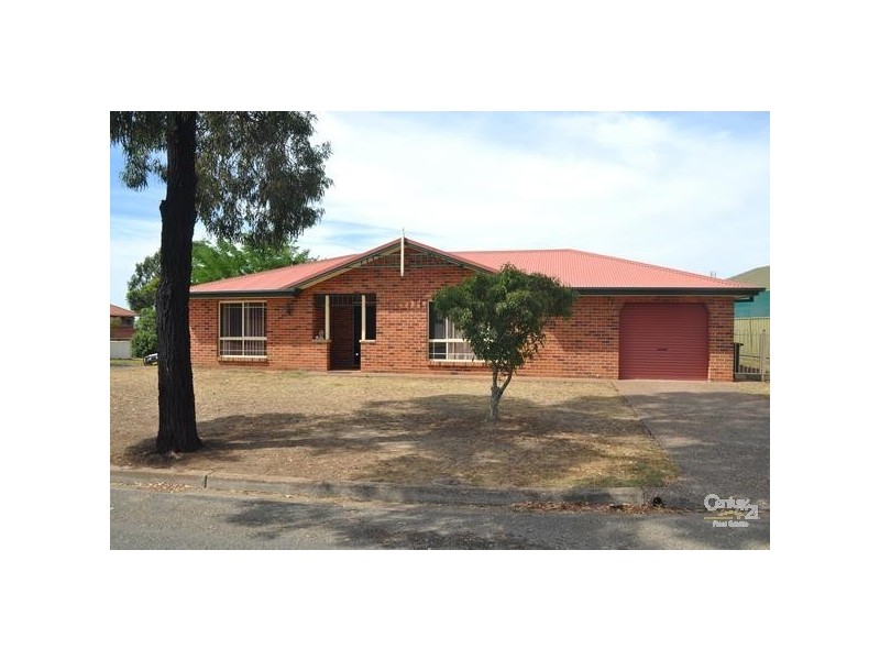 1/139 Gardner Circuit, Singleton NSW 2330
