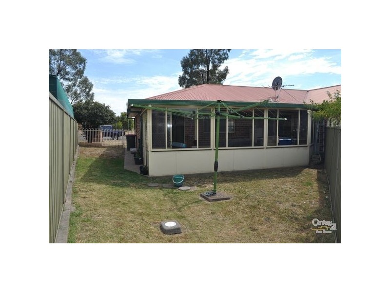 1/139 Gardner Circuit, Singleton NSW 2330