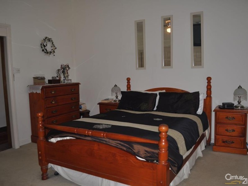 41 Bathurst Street, Singleton NSW 2330