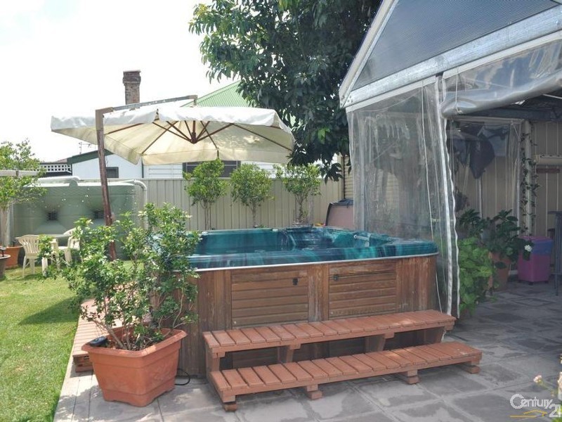 41 Bathurst Street, Singleton NSW 2330