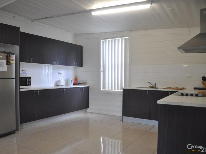 14 Macquarie Street, Singleton NSW 2330
