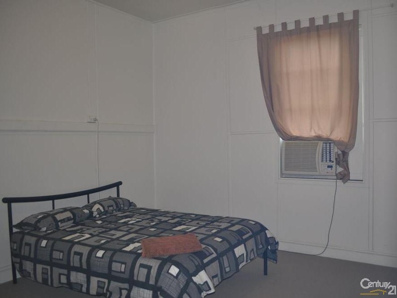 14 Macquarie Street, Singleton NSW 2330