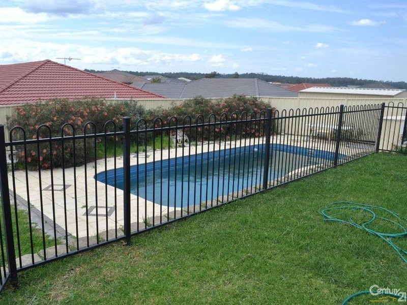3 Grande Close, Singleton NSW 2330