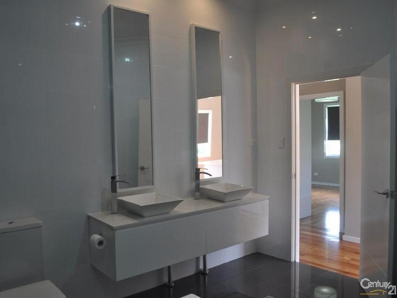 70 York Street, Singleton NSW 2330