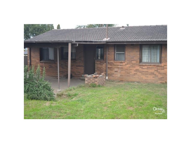 36 Blaxland Ave, Singleton NSW 2330