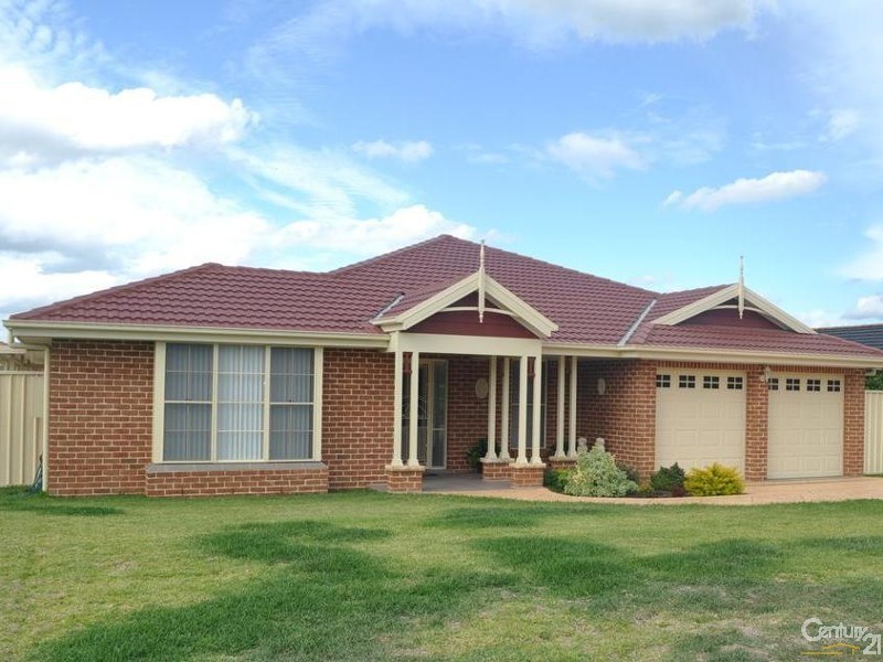 10 Ardersier Drive, Singleton NSW 2330