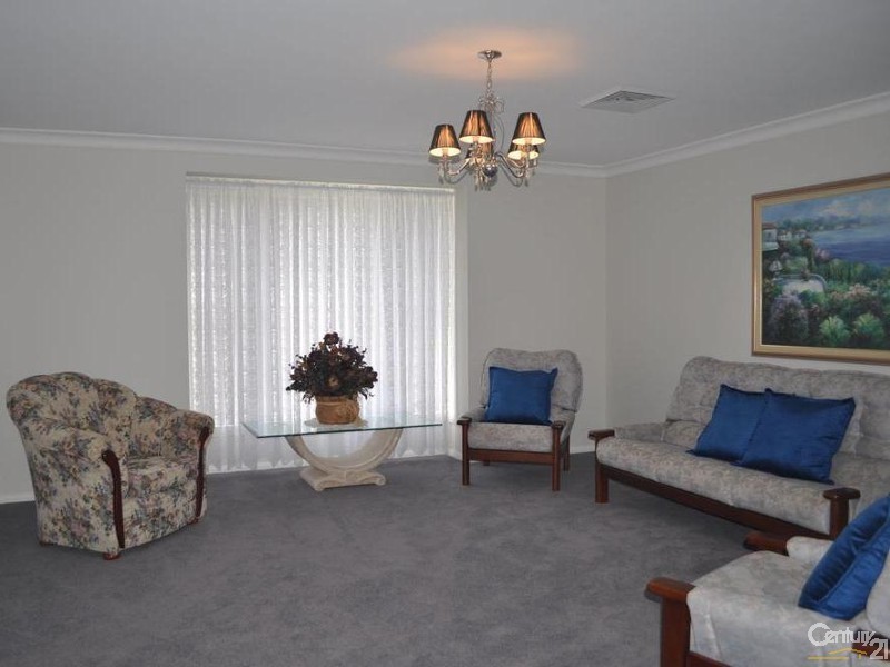 10 Ardersier Drive, Singleton NSW 2330