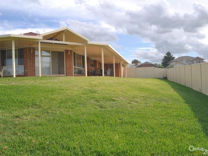 10 Ardersier Drive, Singleton NSW 2330