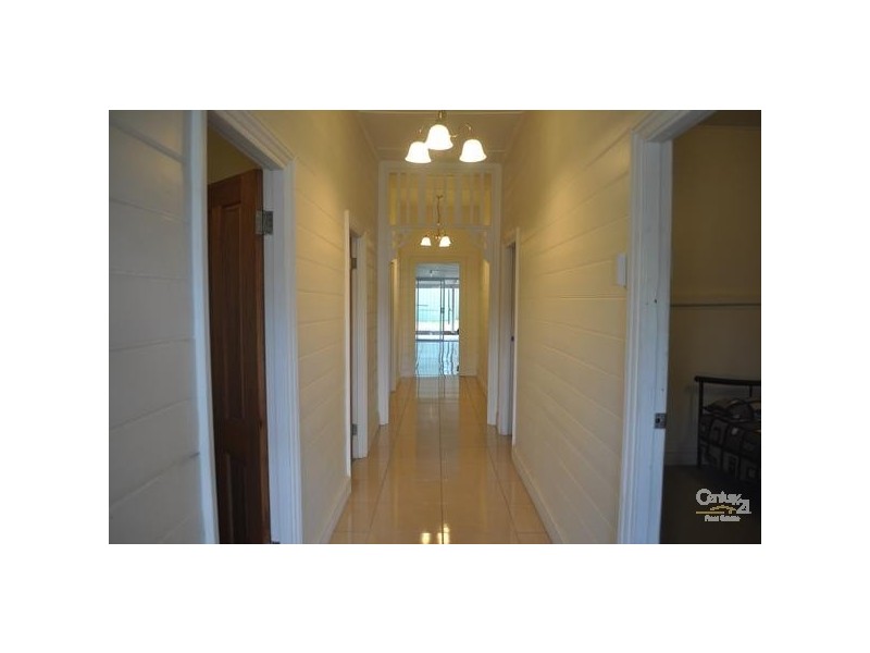 14 Macquarie Street, Singleton NSW 2330