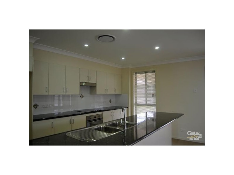 8 Pendula Way, Denman NSW 2328