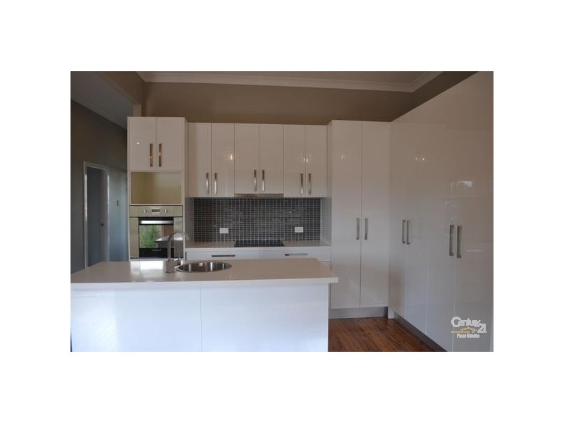 70 York Street, Singleton NSW 2330