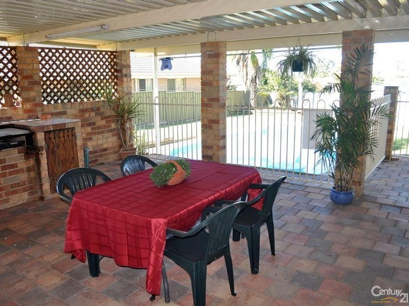 6 Dalmeny Close, Singleton NSW 2330
