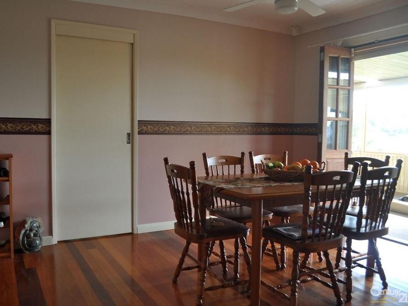 26 Lawson Avenue, Singleton NSW 2330