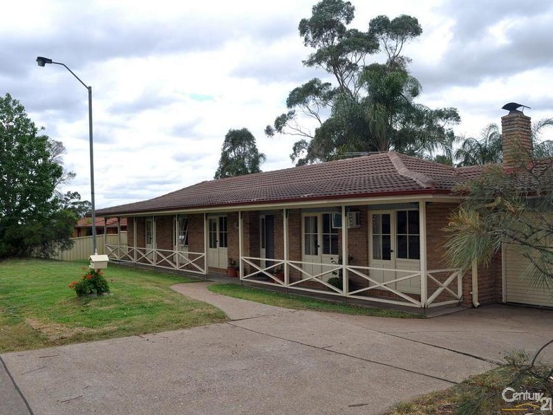 24 D’Arbon Avenue, Singleton Heights NSW 2330