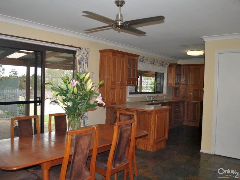 24 D’Arbon Avenue, Singleton Heights NSW 2330
