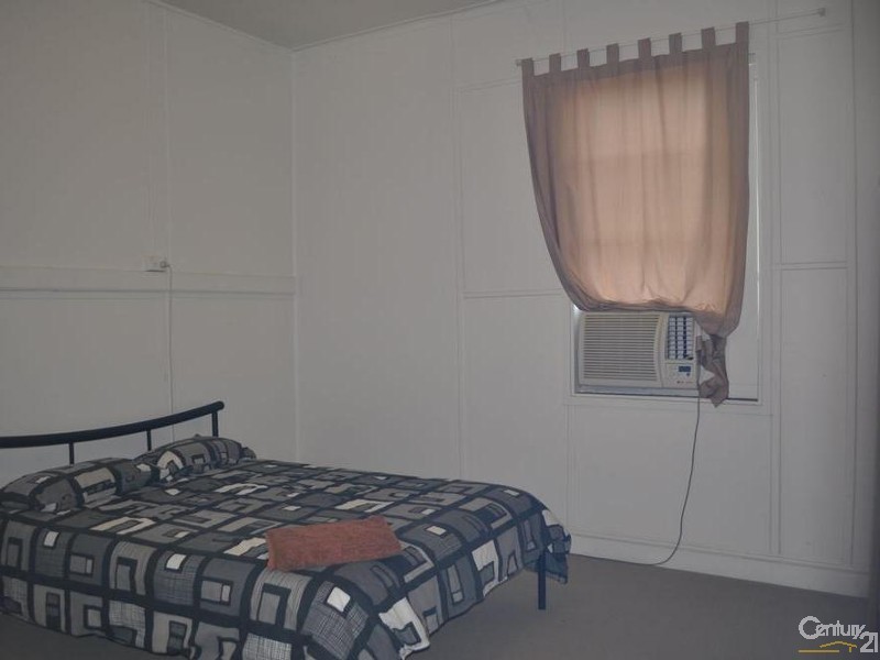 14 Macquarie Street, Singleton NSW 2330