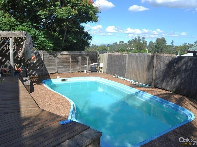 26 Lloyd Jones Drive, Singleton Heights NSW 2330