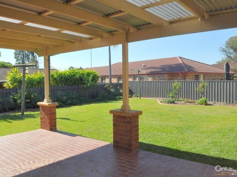 37 Lachlan Avenue, Singleton NSW 2330