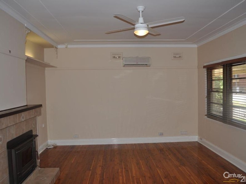89 George Street, Singleton NSW 2330