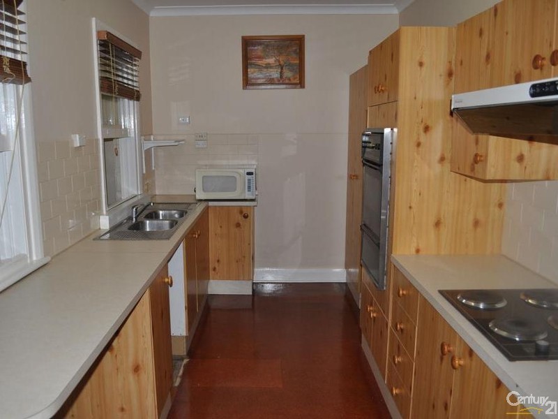 89 George Street, Singleton NSW 2330