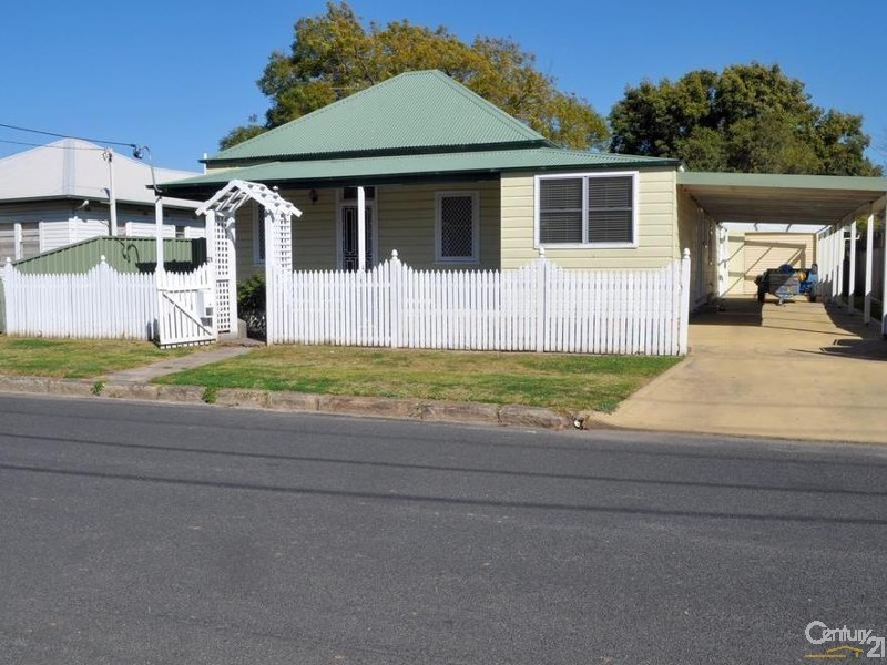 21 Bourke Street, Singleton NSW 2330