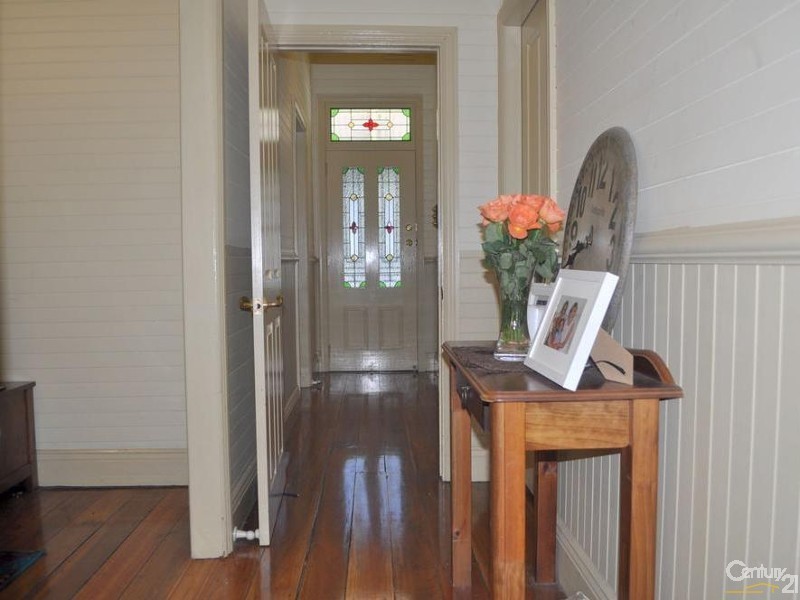 21 Bourke Street, Singleton NSW 2330